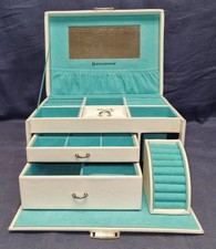 SONGMICS JBC211W Jewellery Box Jewellery Case Drawers Mirror Lock White PreOwned