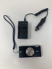 Kodak Easy Share V570 Dual Lens Double Digital Camera Cracked Screen  Charger