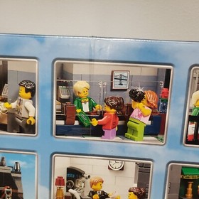 LEGO CREATOR EXPERT BRICK BANK 10251 W/ MANUAL AND BOX