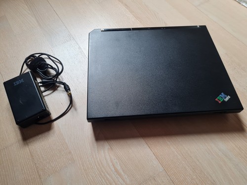 IBM Thinkpad R40E Intel Pentium 4 2,0 GHz 752MB/20GB ATi IGP 330M DVD USB - Bild 2 von 9