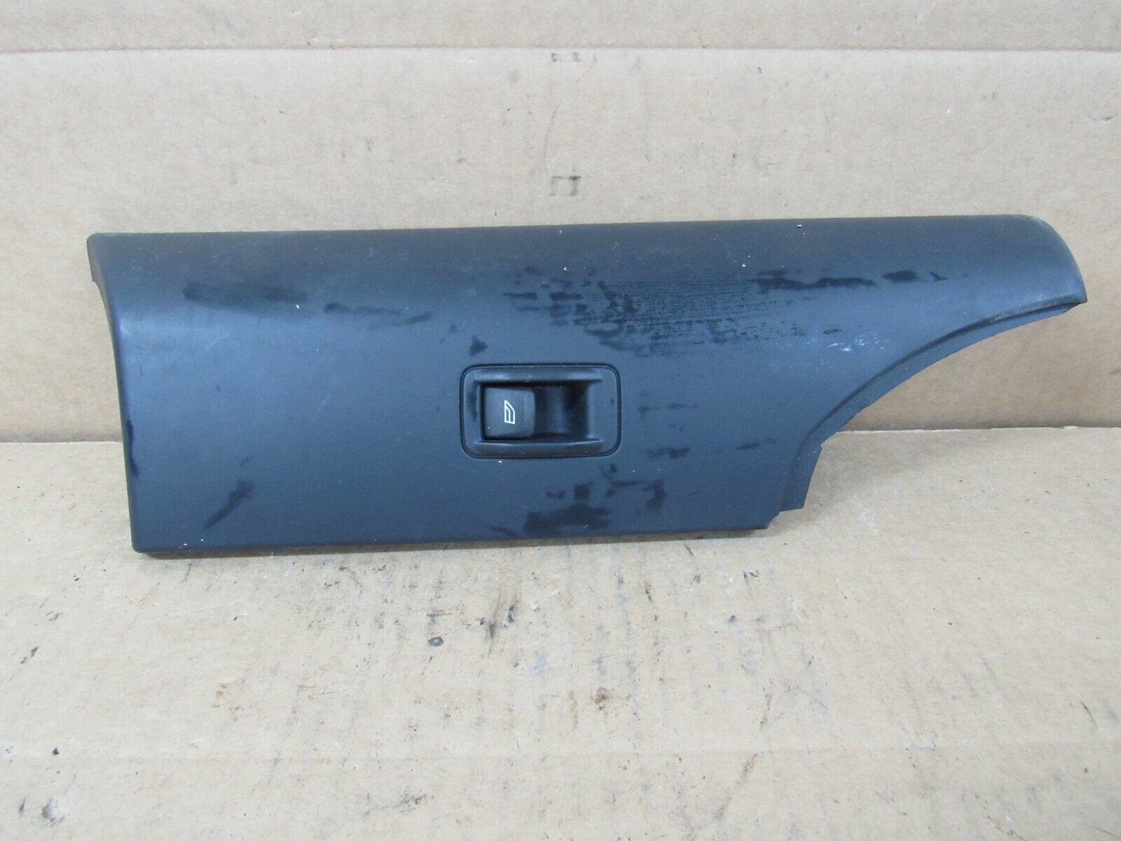 Picture 1 of 4
