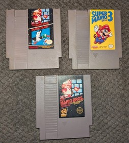 Nintendo NES Console Bundle 2 Controllers Zapper 3 games Mario Bros 3 Tested OEM