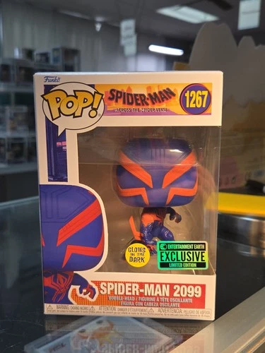 Funko Pop! Vinyl: Marvel - Spider-Man 2099 GITD Exclusive #1267 W/ Protector