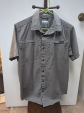 Columbia Men's Short Sleeve, Button-Down, Size Small, Grey