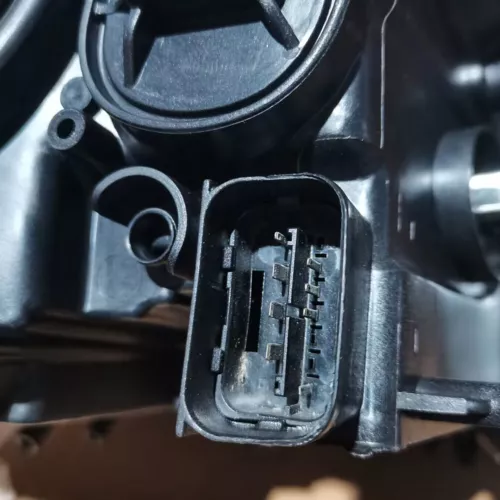 Faro izquierdo xenón con AFS adaptativo para BMW Serie 5 F10 528i 535i 2009-2013 - Imagen 7 de 11