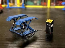 1/64 Automobile maintenance workshop Scissor lift Scene Repair Factory Tool