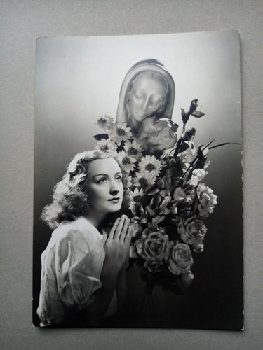 Cartoline anni40/60 Donne in costume /sensuali/in veste militare - Foto 55 di 80