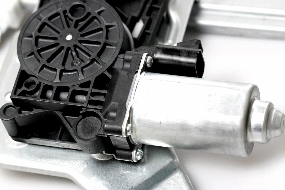 Regulador de ventana eléctrica lateral del pasajero trasero con motor para GMC Yukon XL 1500/2500 Foto 4 de 4