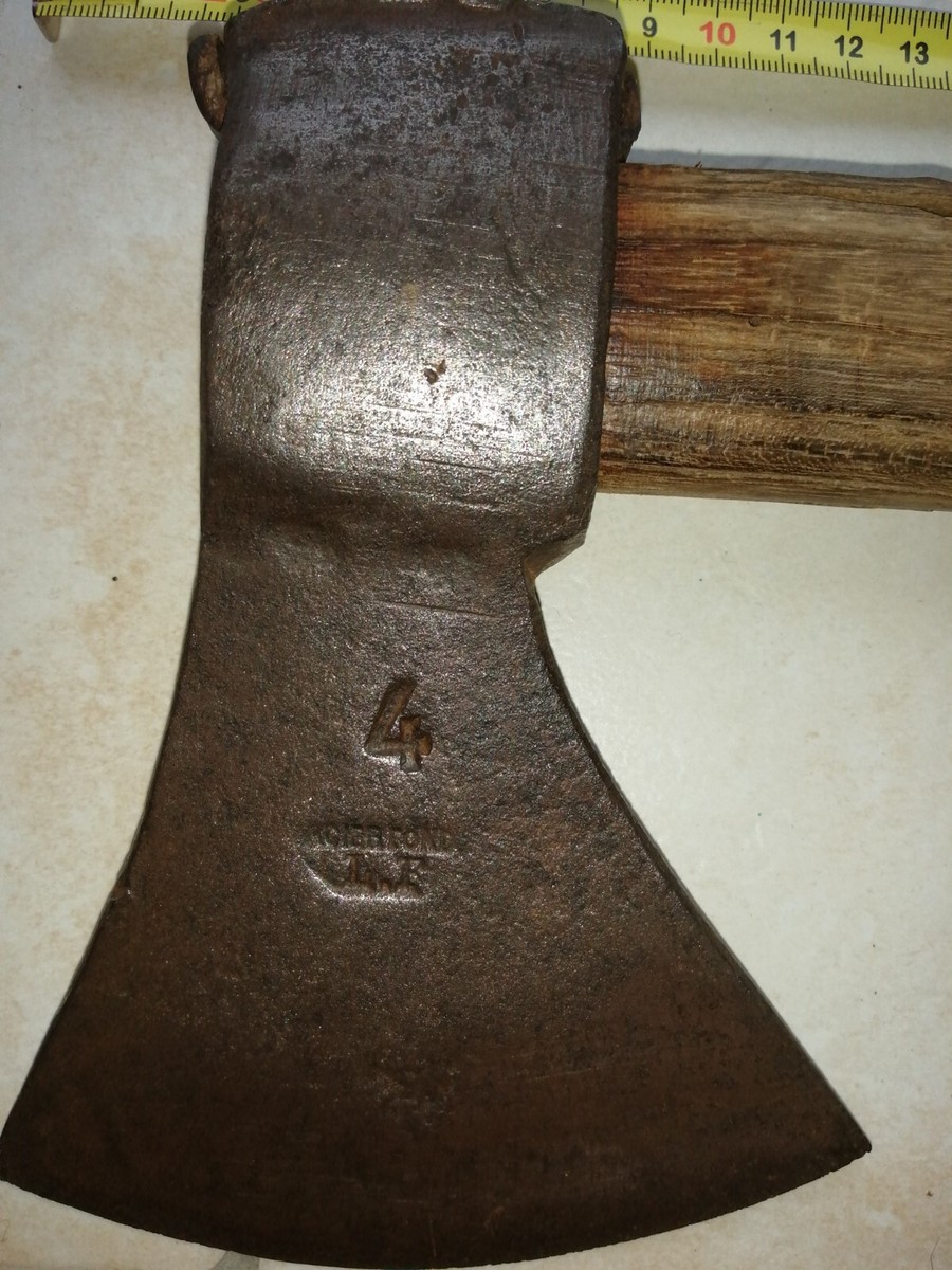 Tête De Hache Ancienne En Fer Forgé à La Main - Style Rustique - Outil De Collection V4