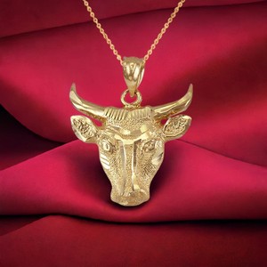 Authentic 2Ct Classic 14K Yellow Gold Plated Taurus Bull Head Charm Pendant Necklace Jewel