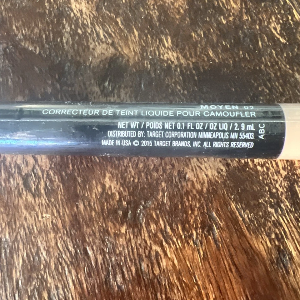 Corrector líquido encubierto aplicador de ojos Sonia Kashuk para mujer mediano 02 Foto 3 de 4