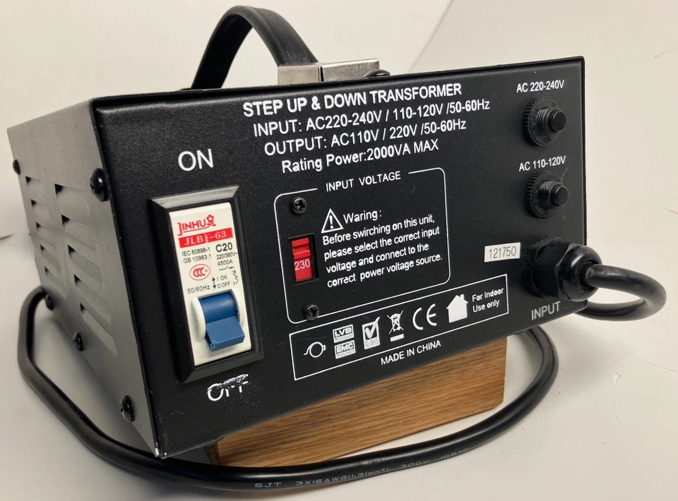 ELC T-2000 Watt Voltage Converter Transformer Step Up/Down 110v to 220v-110v  - Image 2 of 2