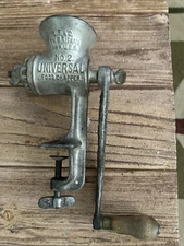 VTG Universal No 2 Food Grinder Chopper, Meat Hand Crank Table Mount Made In USA