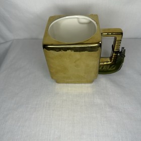 NEW THE LEGEND OF ZELDA NES Gold Game Cartridge Mug NINTENDO 27 fl. Oz. 800 ml.