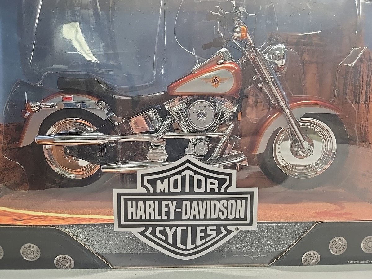 Mattel 26132 Fatboy Harley Davidson Motorcycle for Barbie