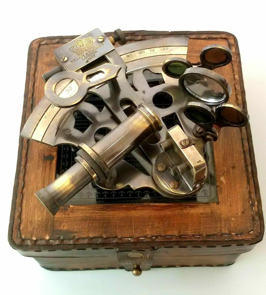 Nautical Replica Hub Messing Pocket Sextant Kelvin Hughes Londen Massief Messing Sextant marine Gift Astrolabe Nautical Replica Hub Messing Pocket Sextant Kelvin Hughes Londen Massief Messing Sextant marine Gift Astrolabe