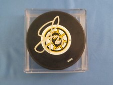 Sean O'Donnell Signed Boston Bruins HOCKEY PUCK BSC COA Autograph Sean O'Donnell Signed Boston Bruins HOCKEY PUCK BSC COA Autograph