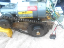 BKI VGG-8 ROTISSERIE OVEN   DRIVE MOTOR,GEARBOX SPROCKET CHAIN ASSEMBLY