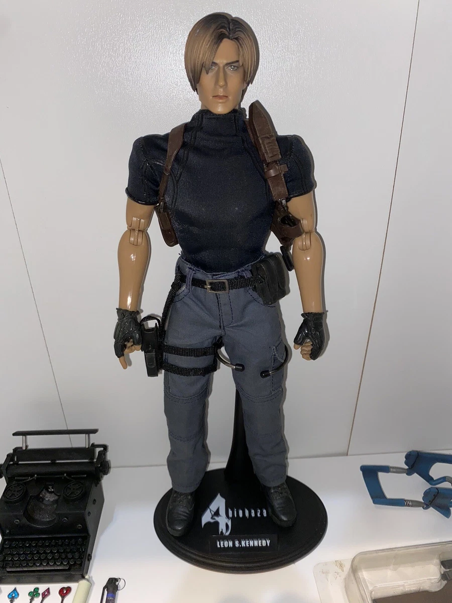 Hot Toys Resident Evil 4 Leon Kennedy 1 6 Figure