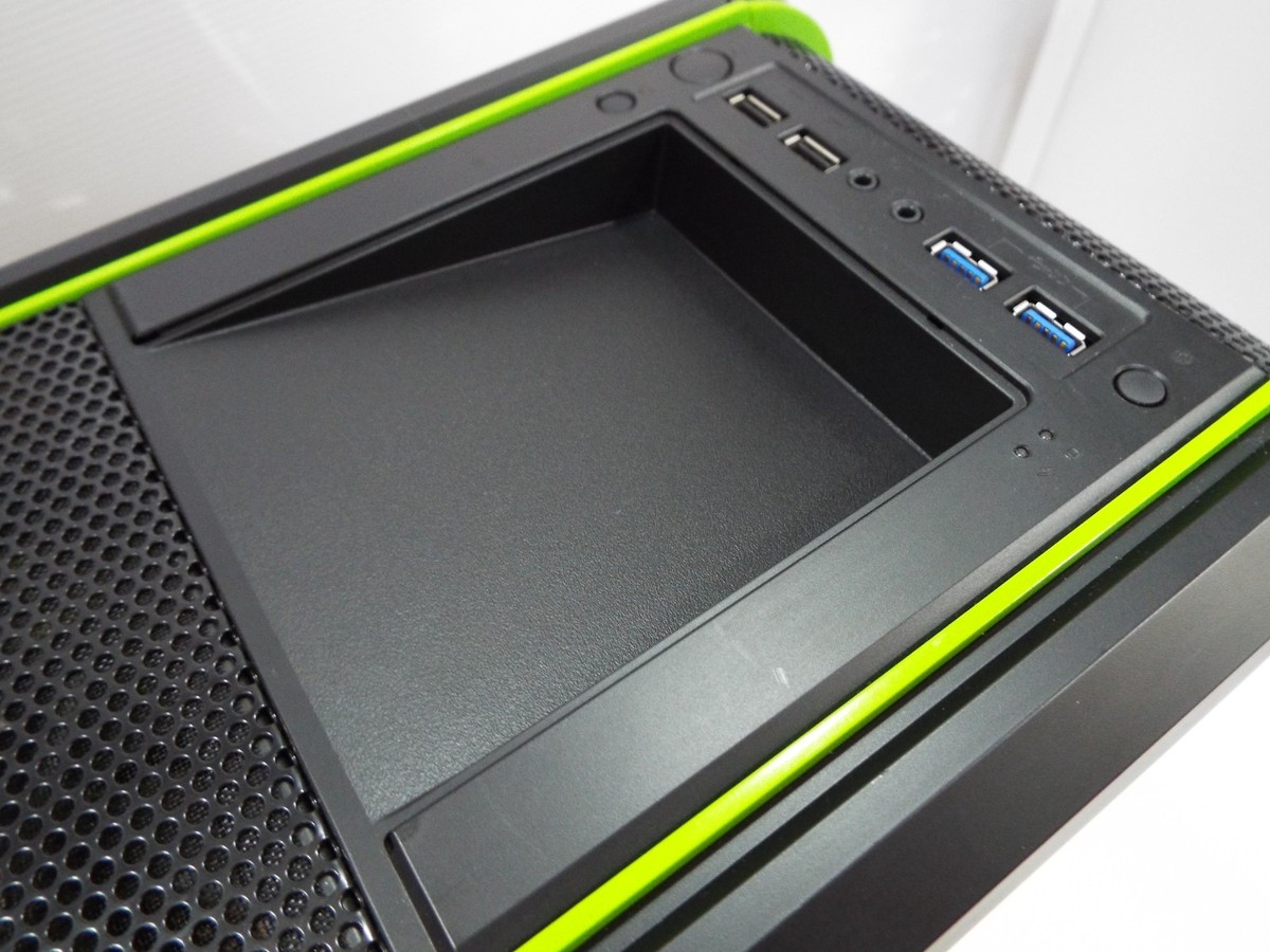 CoolerMaster 690 II Nvidia Edition ATX Mid Tower Computer Case PC