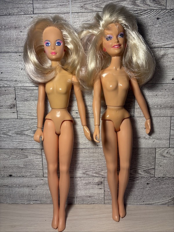 Vintage 1985 Jem and the Holograms Doll Light Up Earrings Lot Hasbro
