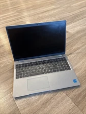 Dell Latitude 5520 15.6” FHD i5-1145G7 16GB RAM 256GB NVMe SSD Win 11 Pro thumbnail 1