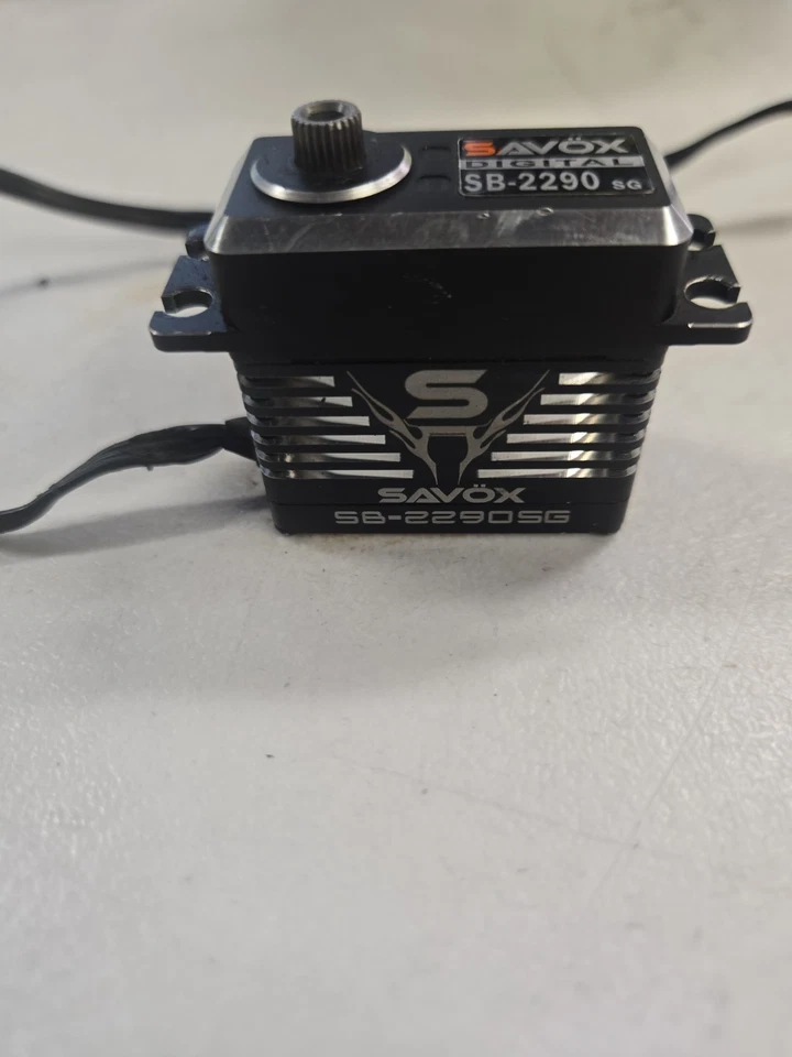 Savox SB-2290SG Black Edition Monster Torque Brushless Steel Gear Servo Read - Image 2 of 4