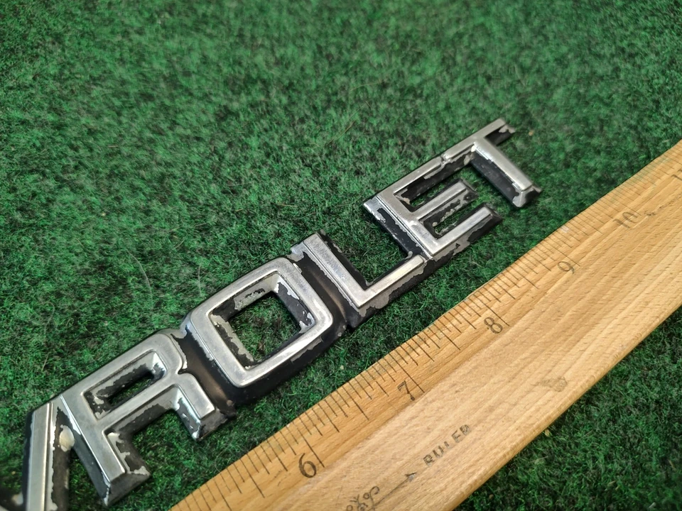 Винтажный 1982-1990 Chevrolet б/у багажник эмблема имя табличка значок 1S7 - Изображение 4 из 4