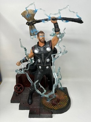 DIAMOND SELECT TOYS Marvel Gallery: Avengers Infinity War Movie