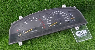 Toyota Hilux Surf 1996-1998 4WD Instrument Cluster M/T speedometer