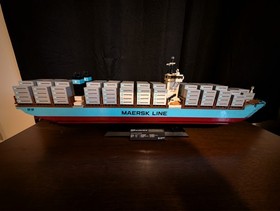 LEGO Creator Expert: Maersk Line Triple-E (10241)