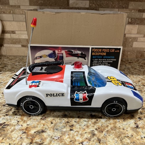 VINTAGE BATTERY OPERATED PORSCHE POLICE TOY CAR MICROPHONE SOUNDS LIGHTS TESTED - Picture 14 of 24