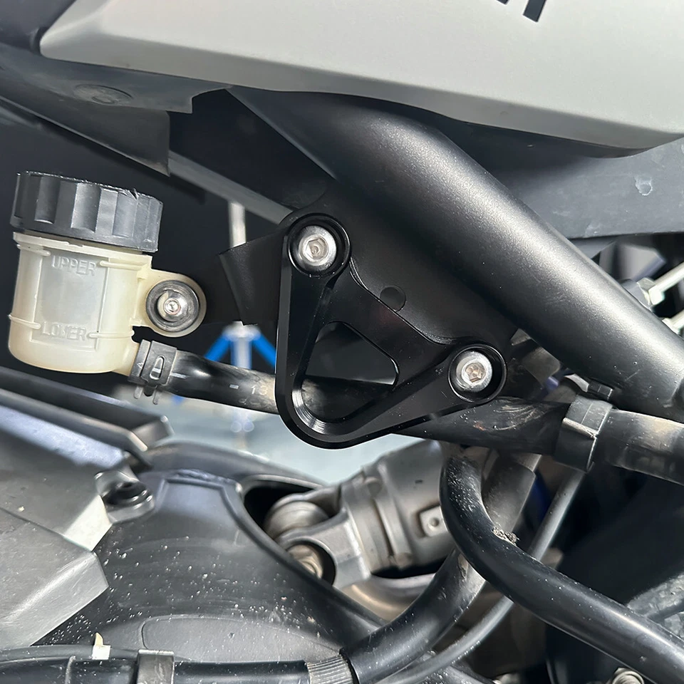 Reposapiés trasero placas de bloqueo estriberas de pasajero para YAMAHA FJ-09 FZ-09 FZ-10 Foto 2 de 4