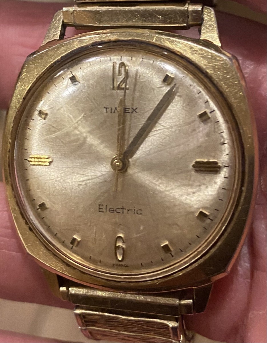 Rare vintage watch mens TIMEX Electric hidden back crown  display picture 2