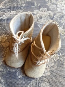 6411 Jusqu A Moitie Prix Belles Chaussures Anciennes Beige En Cuir De Poupon Poupee Petit Bebe Vente Avec Livraison Gratuite Www Apot Co Th 6411 Jusqu A Moitie Prix Belles Chaussures Anciennes Beige En Cuir De Poupon Poupee Petit Bebe Vente Avec Livraison Gratuite Www Apot Co Th
