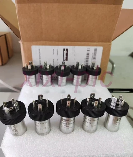 1 pcs NEW  Parker  SCP03-010-44-06   sensor   DHL shipping