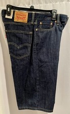 Levi's 469 Men s Loose Fit Denim Shorts 30W.