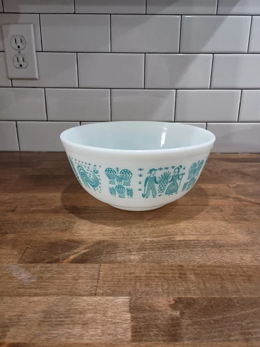 Pyrex Butterprint Amish Turquoise on White Mixing Bowl 2 1/2 QT # 403 Vintage