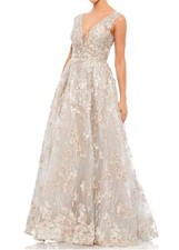 Mac Duggal Floral Embroidered Illlusion V-Neck Gown Dress Size 6-# 20131