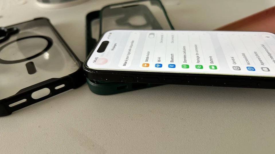 Apple iPhone 16 · 128GB, photo 3 sur 5