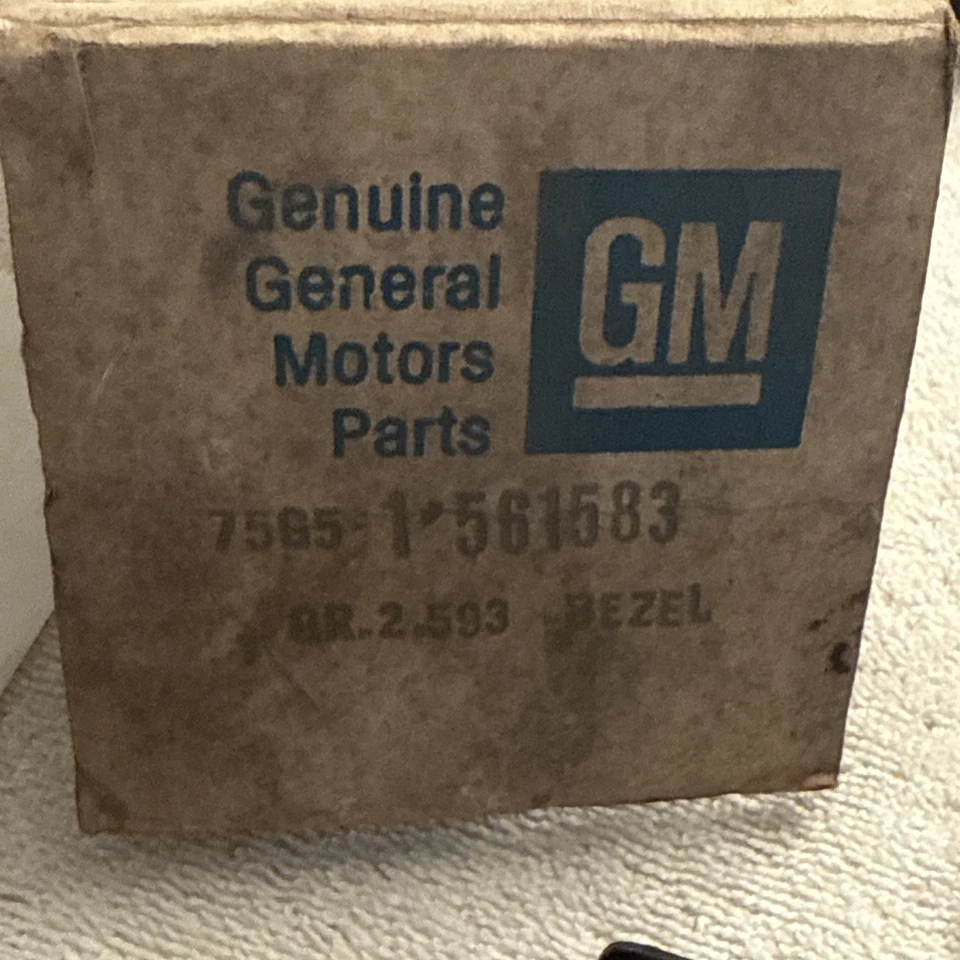 GM 561583 Bezel,Parking Lamp & Turn Signal Lamp 1982-1985 Oldsmobile Toronado - Image 2 of 2