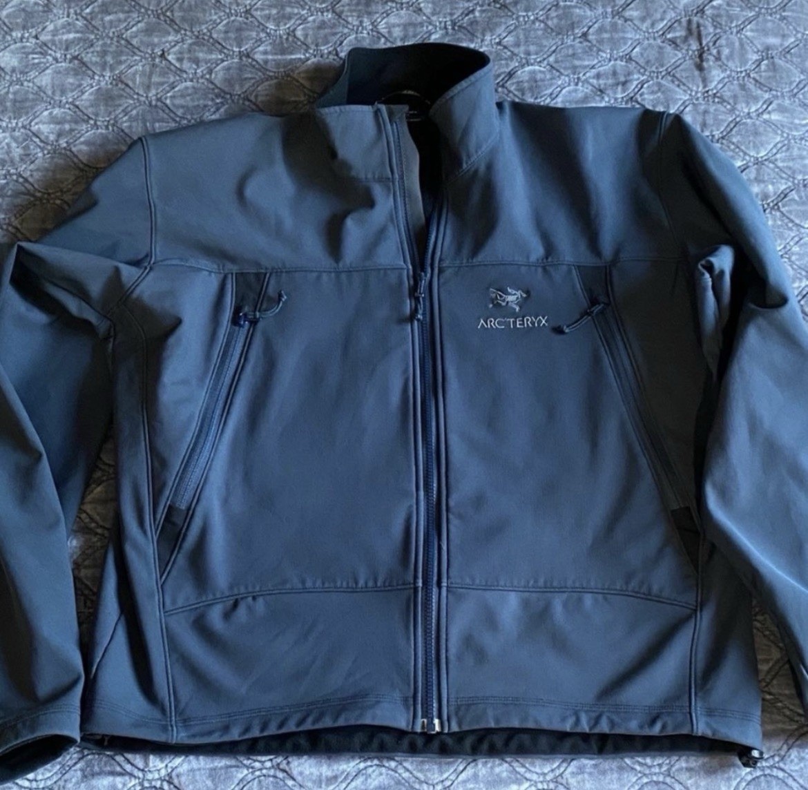 Arc'teryx Vintage Gamma SV Jacket XL Navy Blue Grey Canada