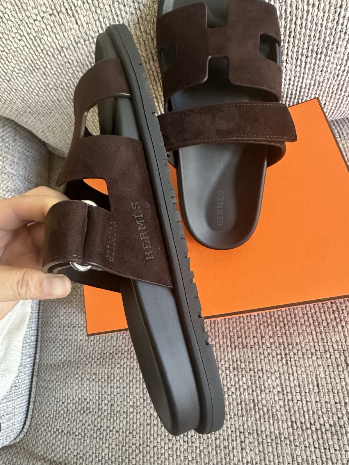 Size 39EU NIB HERMÈS Marron Ébène Suede Women’s Chypre Sandals w/ Receipt thumbnail 12