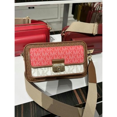 Michael Kors Bradshaw Medium Color-Block Graphic Logo Camera Bag