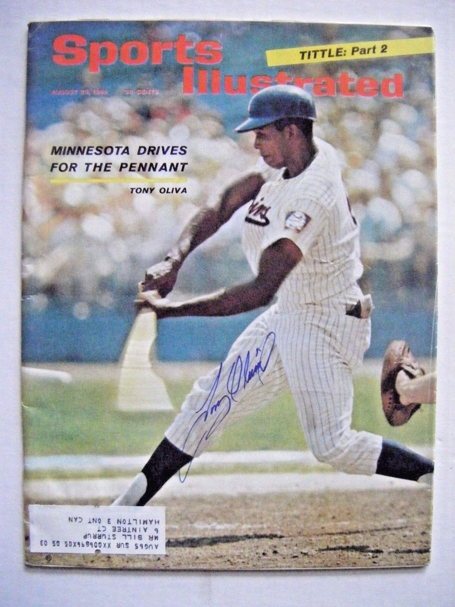 TONY OLIVA signed TWINS 1965 Sports Illustrated baseball magazine