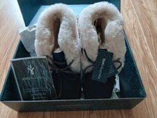 NEW Boxed EMU Australia Burra Moccasin Slipper Size 8