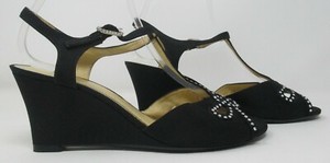 clarks sandals wide fit