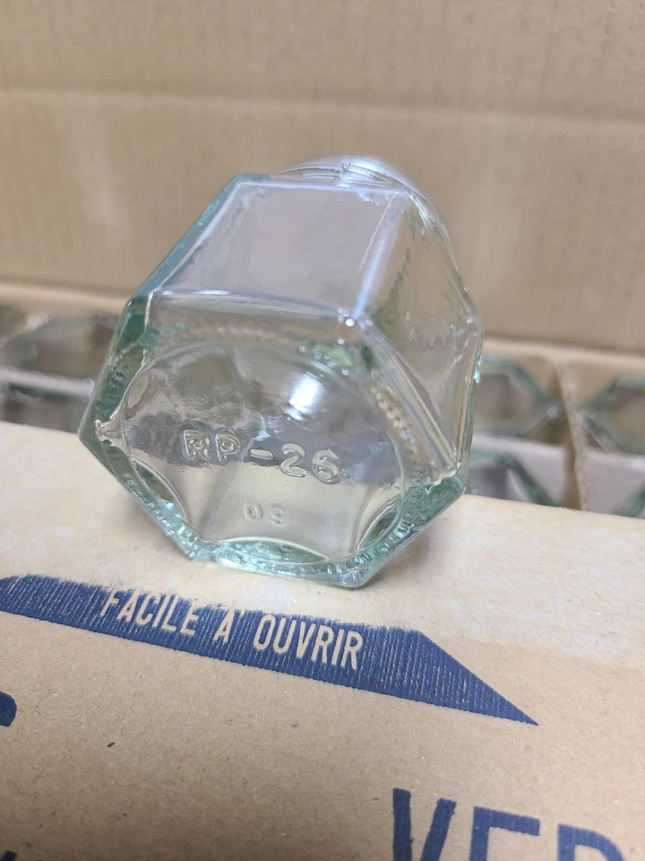 New 1.5 oz Hexagon Sample Jars 43-2010 G02-02W~CASE24 (24 Count) - Image 3 of 4