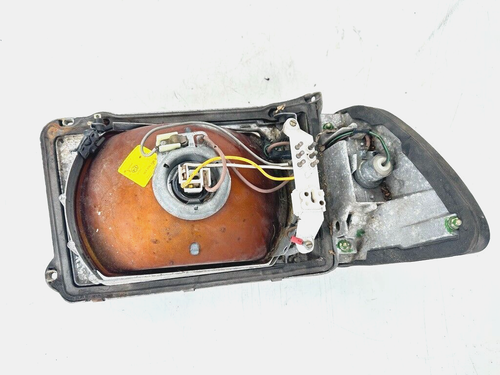 READ 1986–1989 Mercedes-Benz 560SL R107 DRIVER SIDE LH HEADLIGHT 0301053100 OEM - Picture 3 of 7