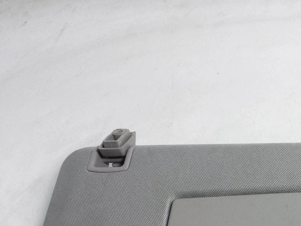 Chevrolet Trax 2019 gris pasajero derecho parasol interior bloque de techo 42698382 Foto 2 de 4